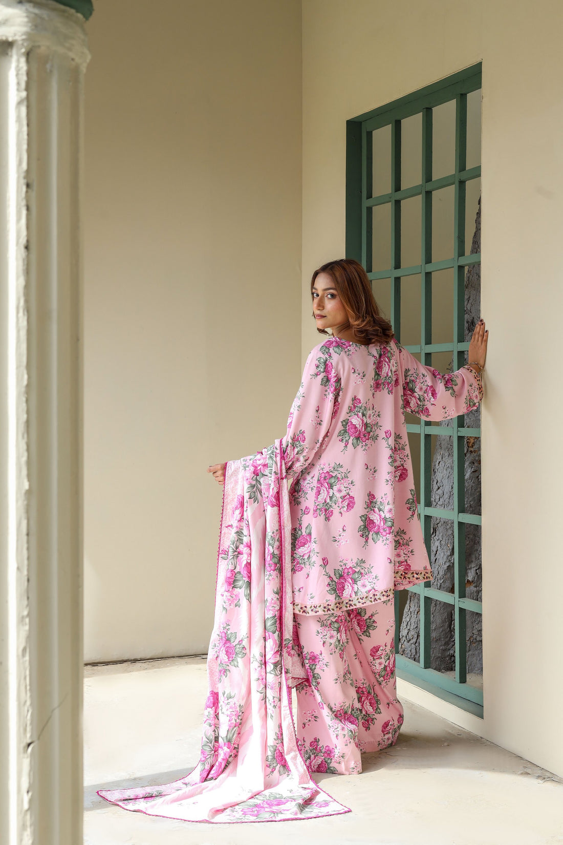 Bint e Qaiser by Sumbal | Sharara